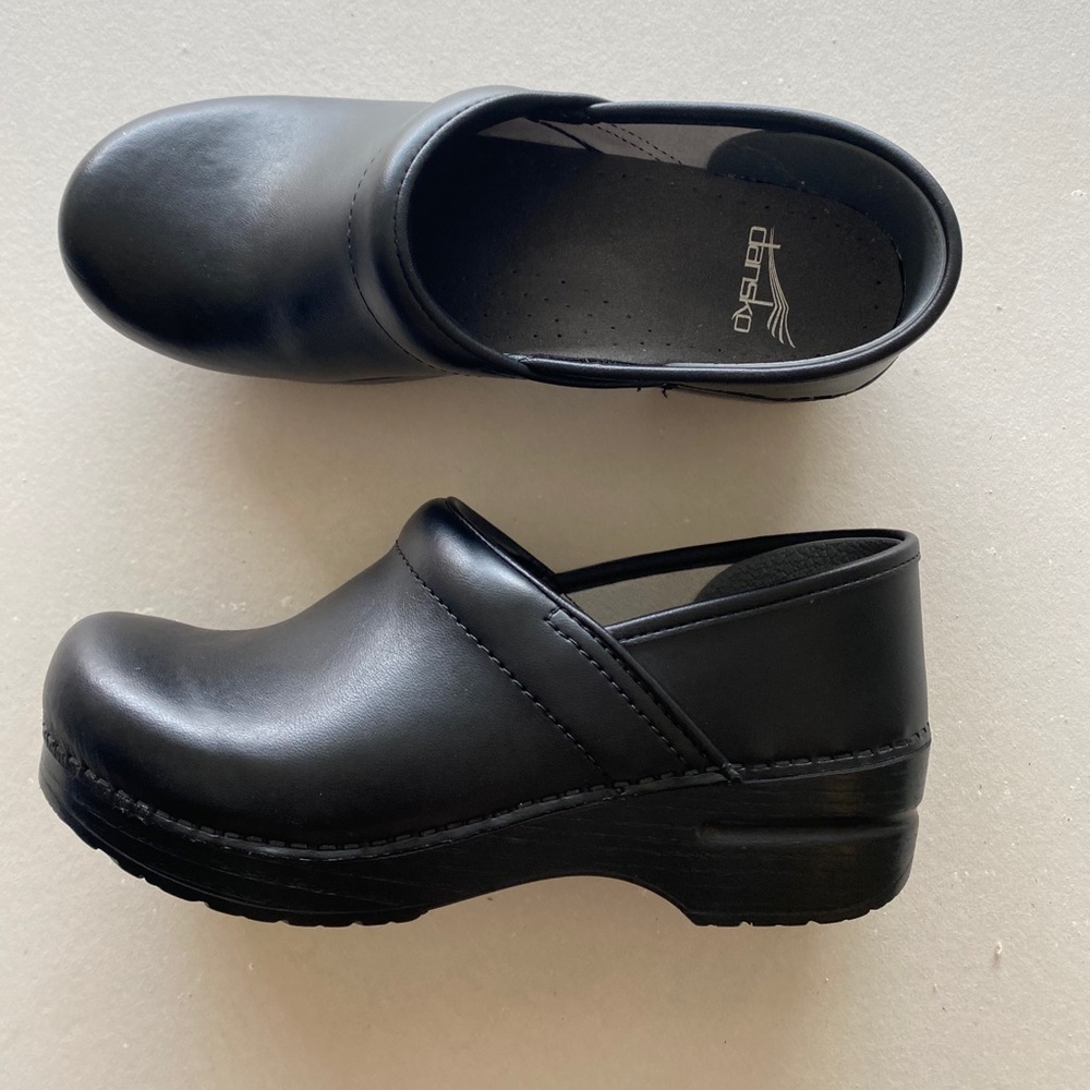 Black Danskos Helathcare Shoes